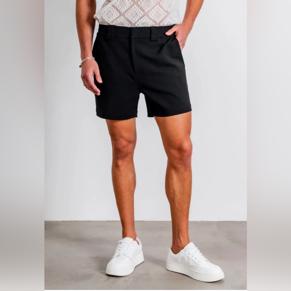 Orttu Essential Shorts - Picture 1 of 6